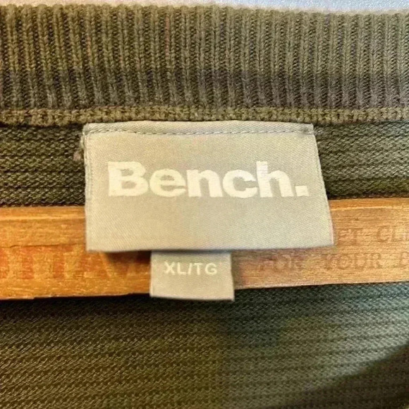 Bench Men's XL Long Sleeve Shirt Fall Hike Warm Layer Cozy Olive Green Henley - Picture 5 of 6